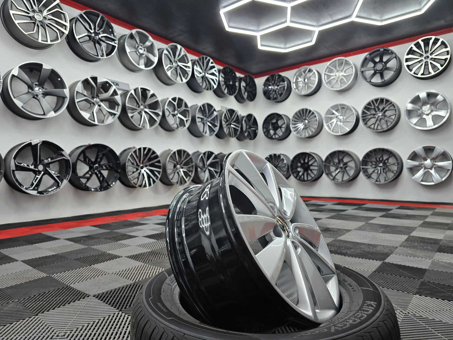 16" RE025 5X114 Alloy Wheels Sliver