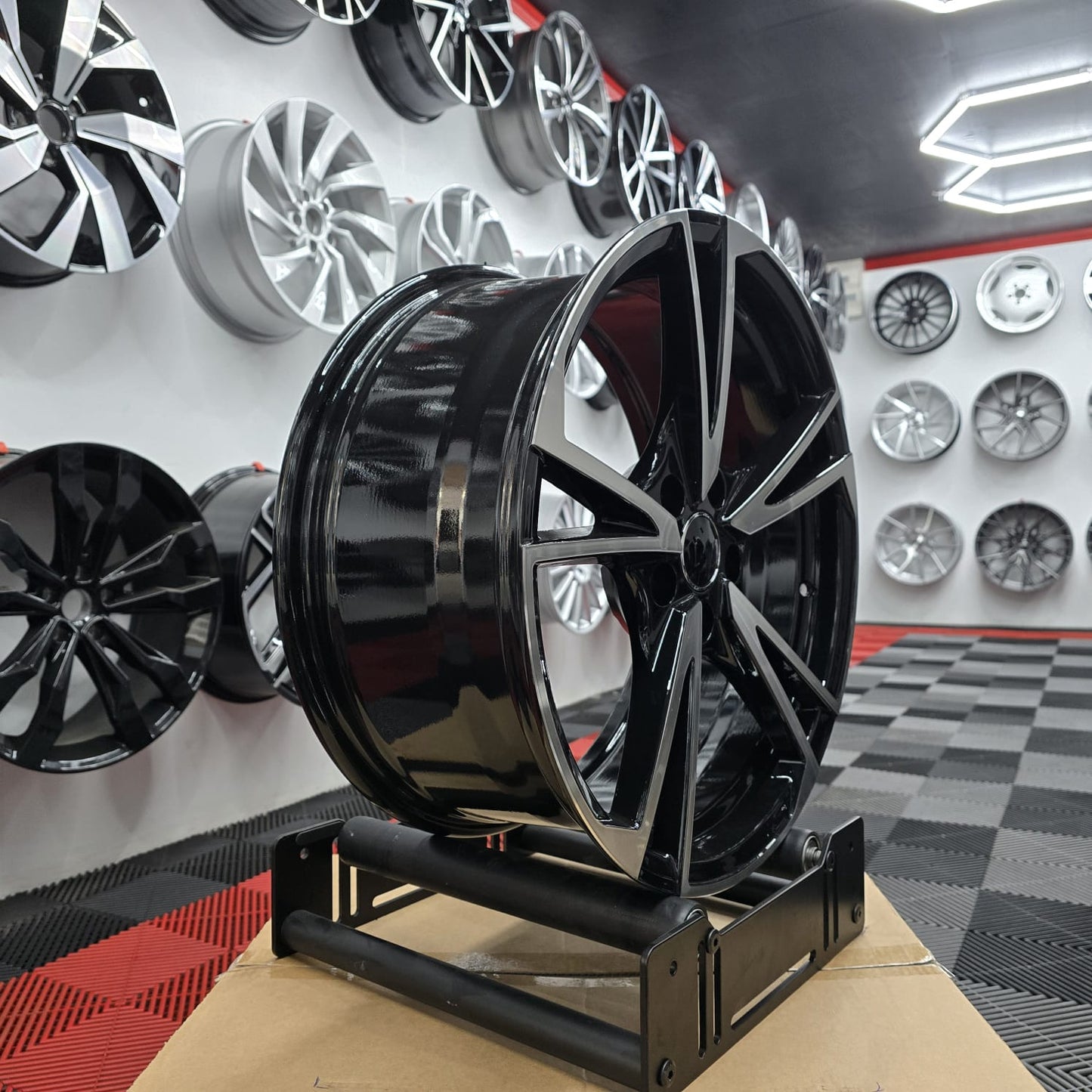 18" Audi 2300483 Style Alloy Wheels