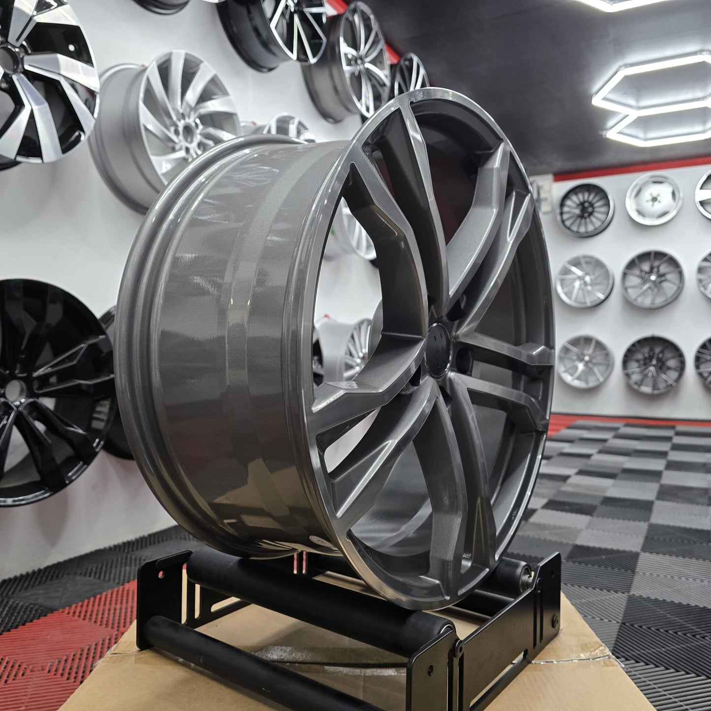 21" Audi 230114 Style Alloy Wheels, Grey machine face