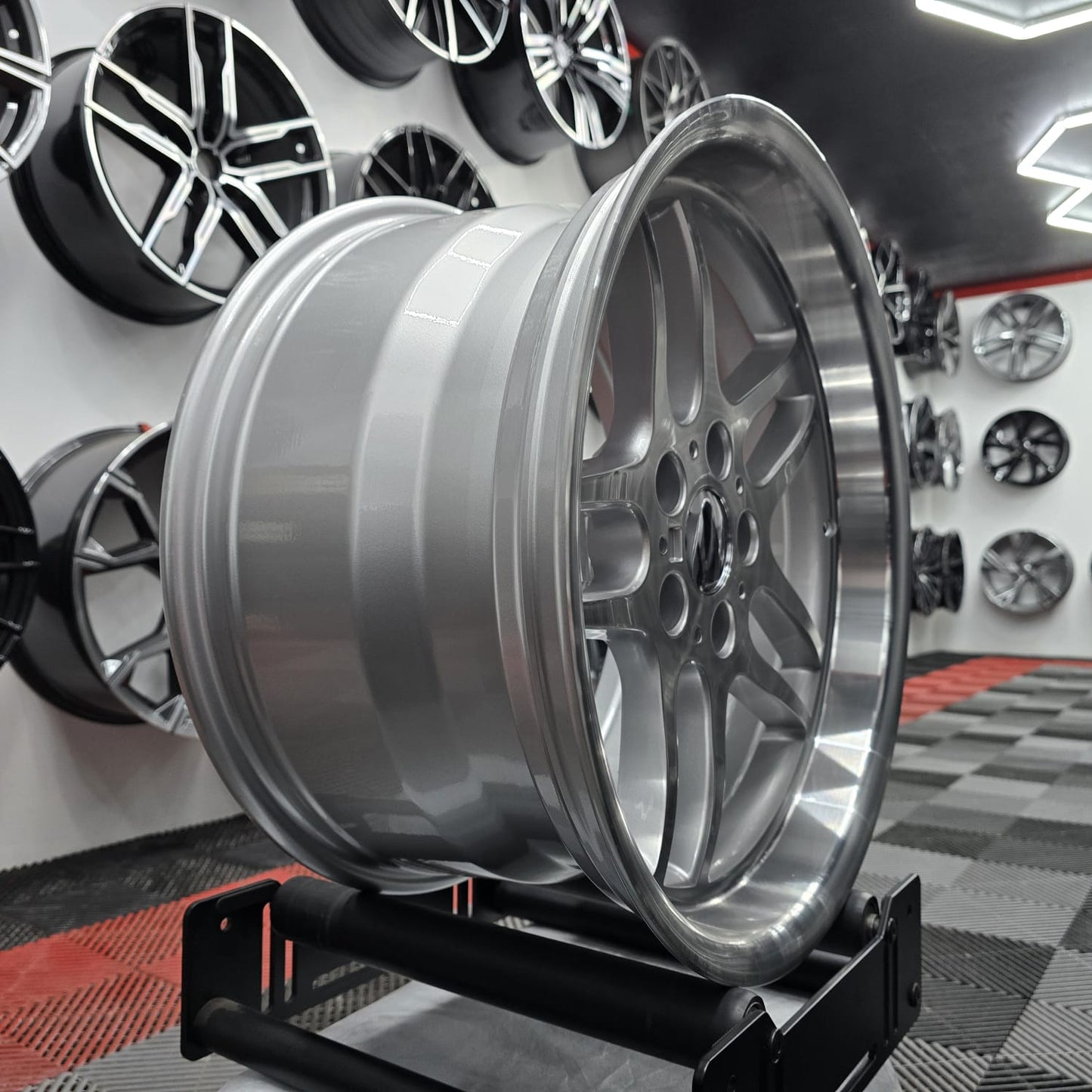 18" 5x120 PARALLEL STYLE ALLOY WHEELS