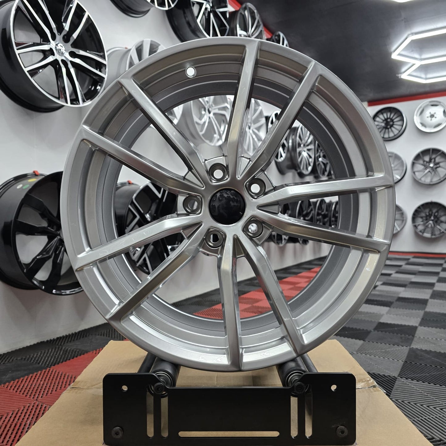 17" 5x112 664 Style wheels silver