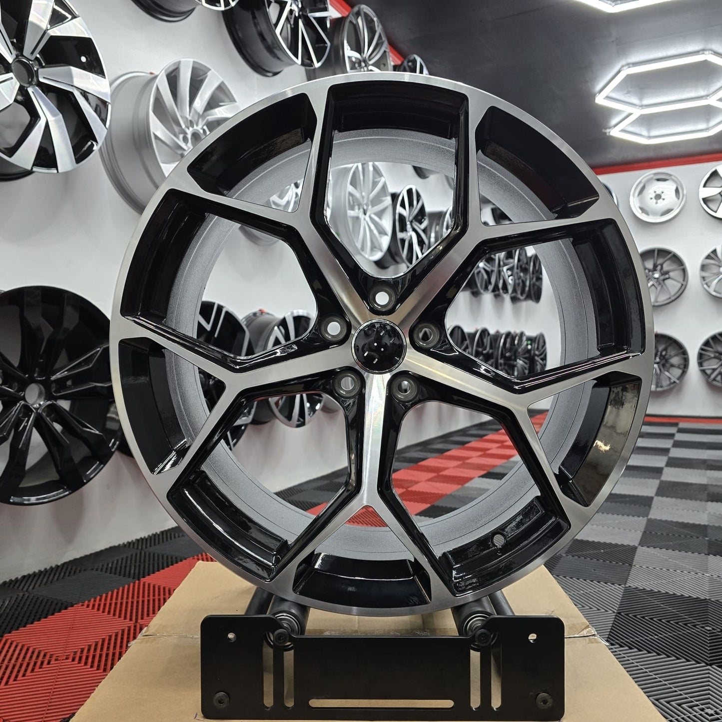 18" Audi 230100 Style Alloy Wheels Black/MF