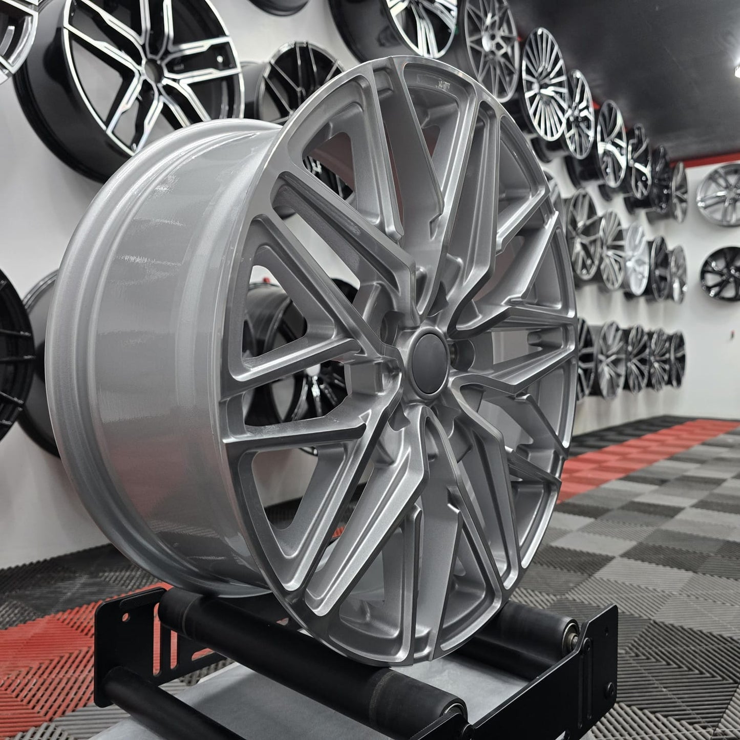 18" 5X160 230361 Style Alloy Wheels EXTRA LOAD
