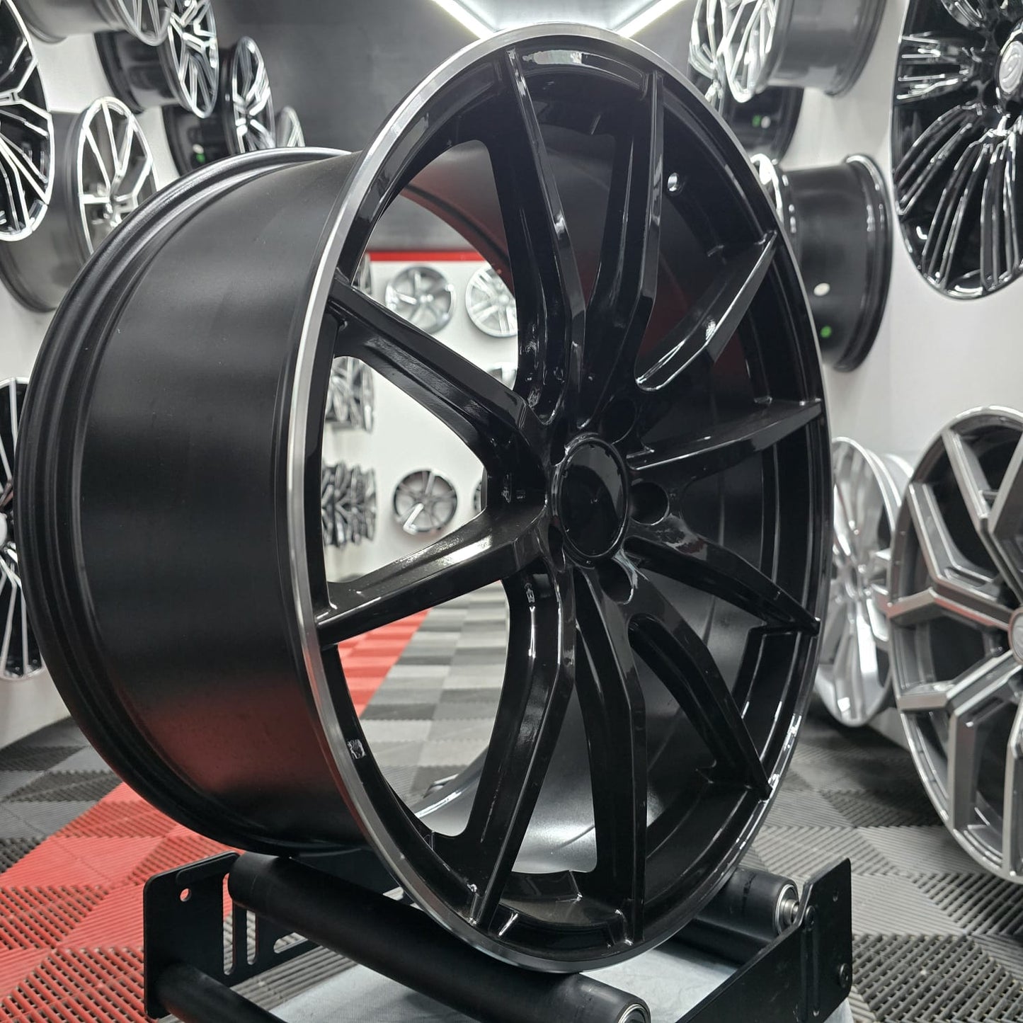 19" Mercedes 2300004 Style Alloy Wheels