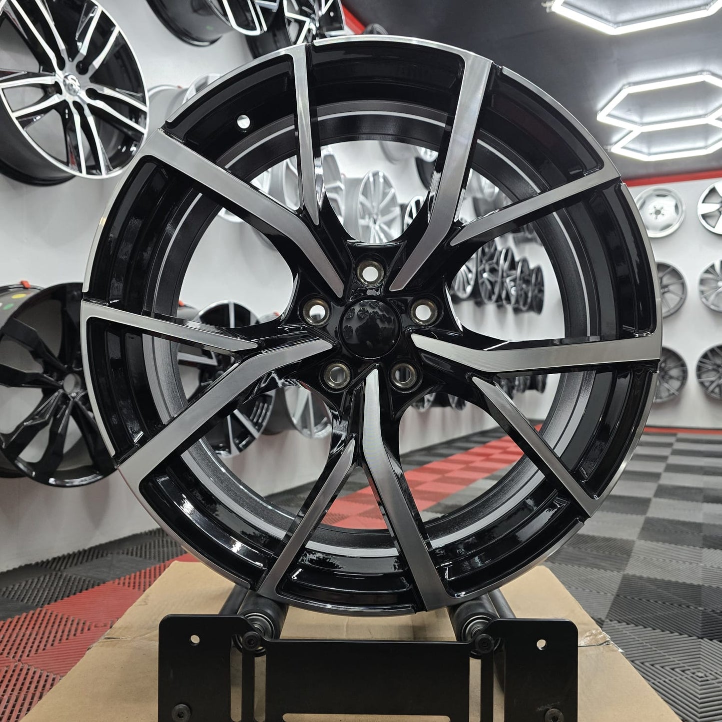 19" 5x112 396500 Style Alloy Wheels